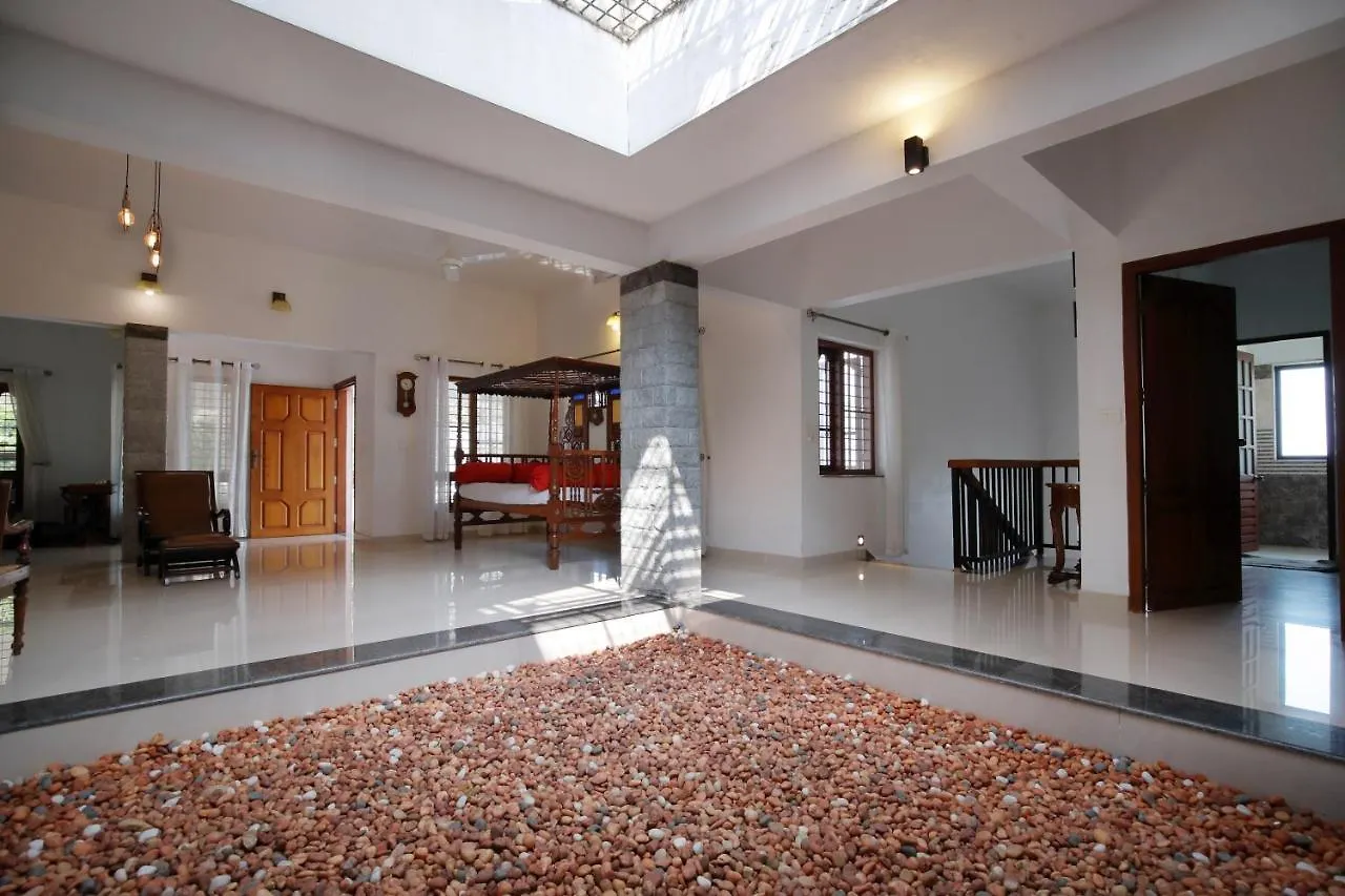 Hill House Waves And Shores Kottayam 0*,