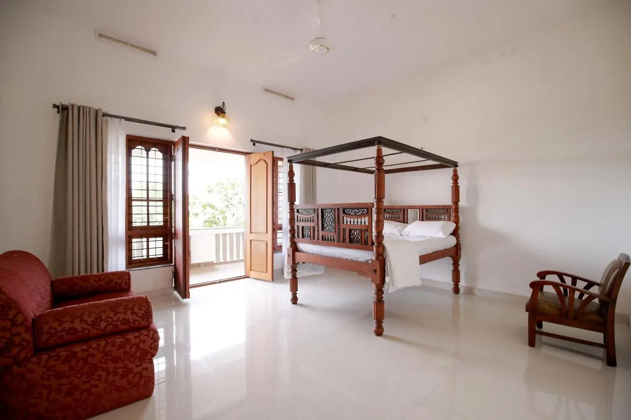 Hill House Waves And Shores Kottayam 0*,  India